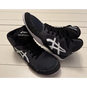 Asics Snap Down 1084A009 Wrestling Shoes Boy's Size 2 US Youth Black White Clean